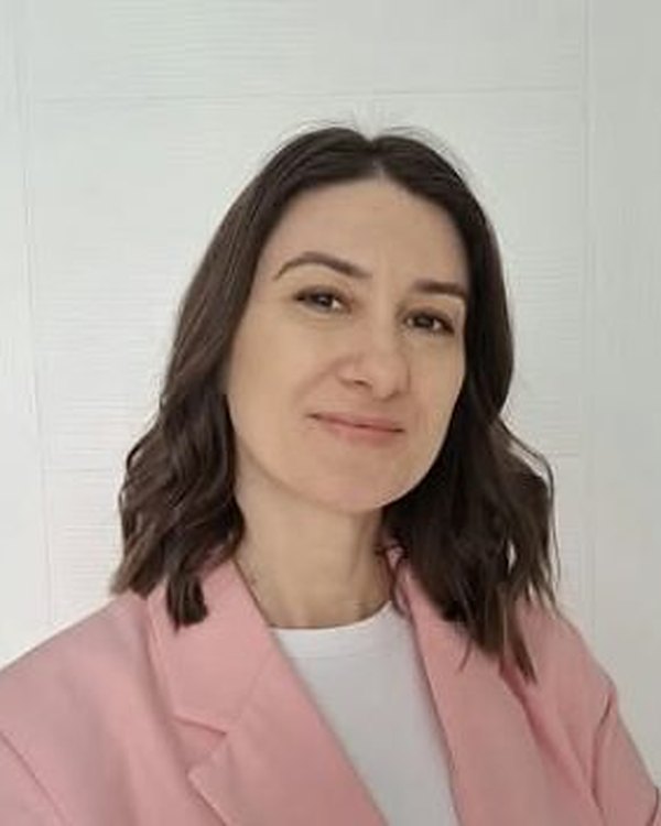 Portretul Andreei Mînea