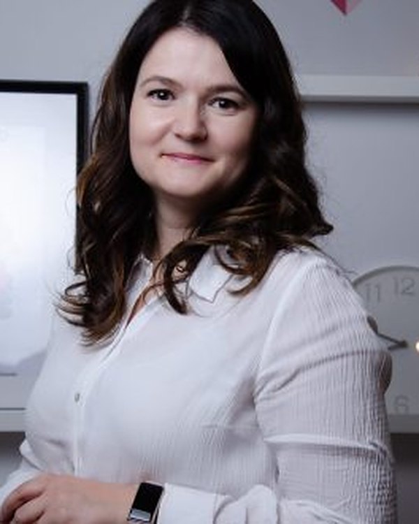 Portretul Lucianei Popiștiu